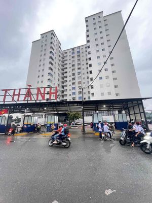 Cho thuê mặt bằng ngay chân chung cư lê thành-hồ văn long-bình tân dt