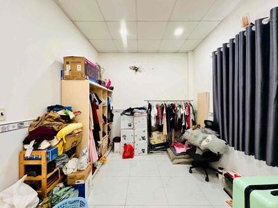 cực ngon . 37 m2 -3 tầng quang trung