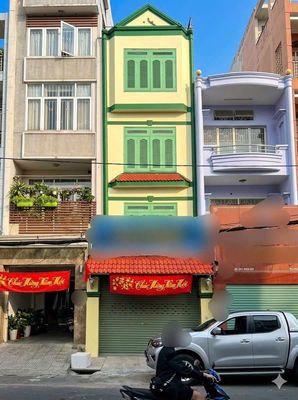 Mặt tiền hẻm 10m Nguyễn Gia Trí Bình Thạnh-5 tầng- 8P- 4mx20m- 44trieu