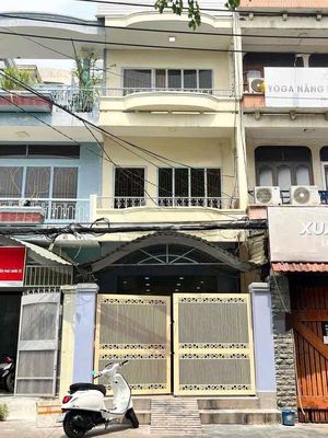 hẻm xe tải Q10, hẻm sung