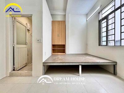 Căn hộ studio - ban công full nội thất - tân phú - sát huit