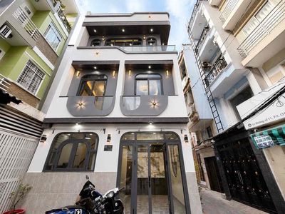 Nhà phố 4 tầng mặt tiền đường số 11 dt:6x6m giá chỉ 9.3 tỷ