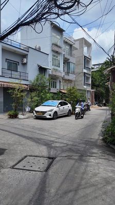 Vị trí đẹp cạnh nhà thờ Đông Quang đường Nguyễn Văn Quá Quận 12