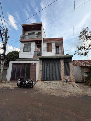 Cho thuê nhà mặt tiền bế văn đàn