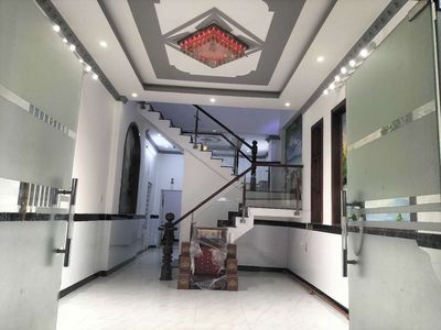rẻ nhất kdc thuận giao. 5p ngủ. giá có 8,5tr. có sẵn cả điều hòa
