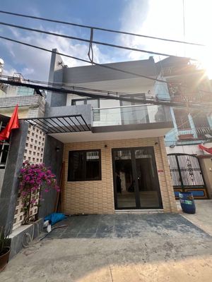 Nhà mới trung mỹ tây