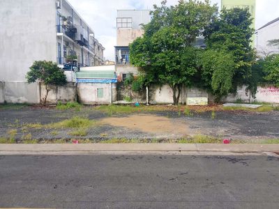 Đất Ngay Chợ Vườn Lài 4,3m x 13,48m SHR