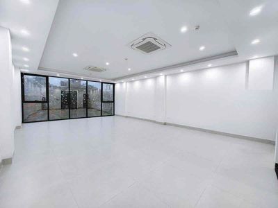 Sàn VP phố Xã Đàn 70m2 chỉ 10tr/tháng, thang máy, hầm xe rộng