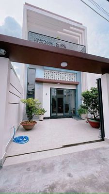 Bán nhà mới 1 trệt 1 lầu gần đường Huỳnh Văn Nghệ
