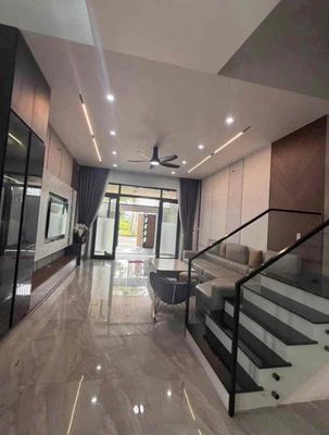 Cho thuê nhà hoà xuân, 3pn, giá 20tr