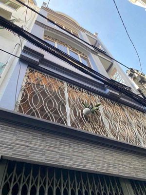 Nhà cho thuê nguyên căn Quận 10 (cũ) — ảnh 1