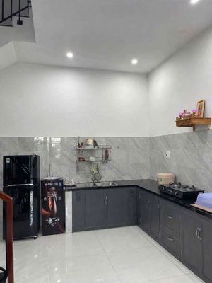 Nhà nguyên căn 2pn full nội thất mặt tiền khái tây