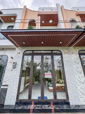 Nhà trệt lầu hẻm 5 trần vĩnh kiết full nội thất gần chợ an bình