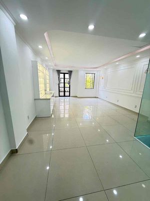 Văn phòng 40m2 Cityland Giá 6tr5