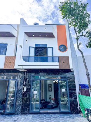 Nhà mặt tiền huỳnh phan hộ thuận tiện kinh doanh gần chợ hội lực