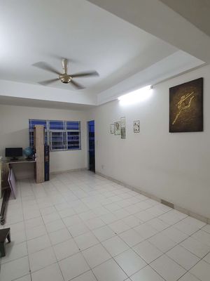Căn hộ 2PN, 1WC sạch đẹp, vào ở ngay