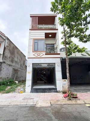 Nhà phố Phú Hồng Thịnh 8, Bình Chuẩn, Thuận An, Bình Dương