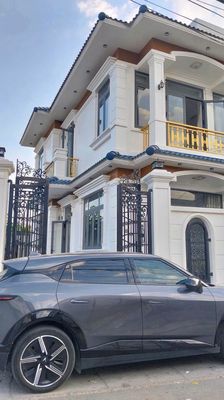 Bán nhà lầu đẹp 116m2 tại TDM Bình Dương
