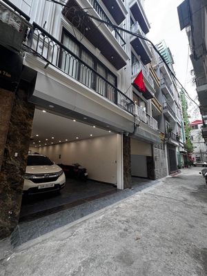 Bán nhà 7 tầng thang máy Nguyễn Văn Cừ, Long Biên, 19 tỷ