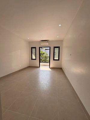 Bán nhà 53m² Đào Tấn, thang máy, kinh doanh đỉnh