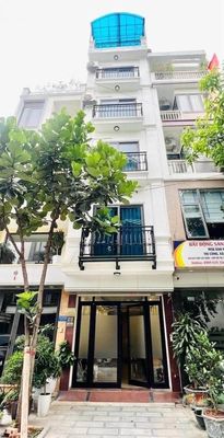 Nhà 7 tầng thang máy ô tô tránh Nam Từ Liêm 11.5 tỷ