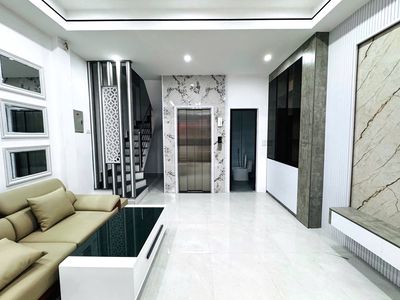 Nhà Lô Góc Thang Máy Nội Thất Xịn Định Công, Gần Lê Trọng Tấn