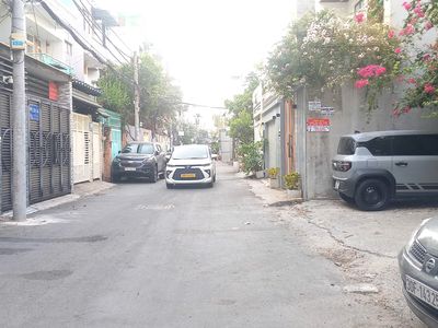 Cho thuê nhà 180m2 khu Kiều Đàm, giá 25 triệu/th