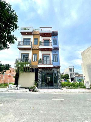 NHÀ Trục Chính KDC, GẦN VÒNG XOAY AN PHÚ Giá: 4ty550tr ( Thương