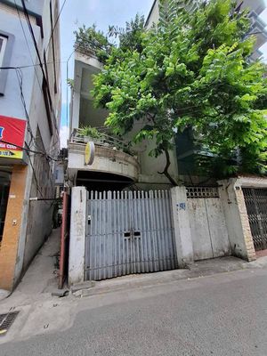 Bán nhà 3 tầng số 12 ngõ 69A phố Hoàng Văn Thái giá 28 tỷ