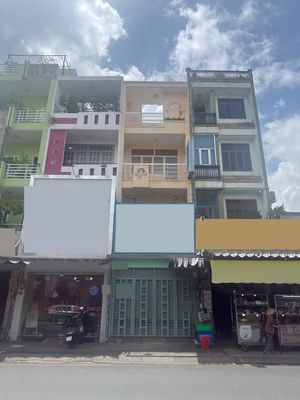 Mặt tiền tân hương gần ngã 3 dt 4x16m, 1 trệt, 2 lầu. giá rẻ!