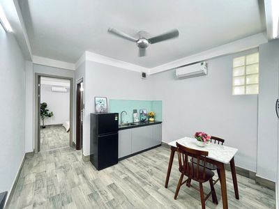 1 Phòng Ngủ Full Nội Thất Lạc Long Quân Bàu Cát