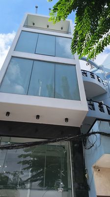 Văn phòng mặt tiền phạm văn đồng – full tầng 80m² chỉ 20tr/tháng