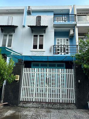 cho thuê nhà 5-15m khu compoud, nhà trệt 2 lầu 12tr/tháng