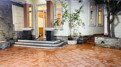 Biệt thự mini. 4pn 3wc. sân rộng đậu xe hơi
