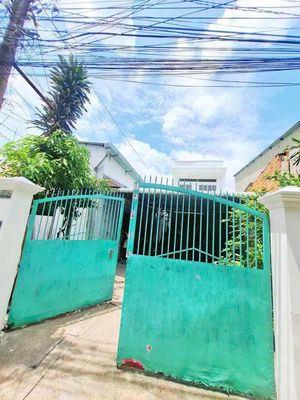 Ngộp bank bán nhà+ dãy trọ full phòng cho thuê