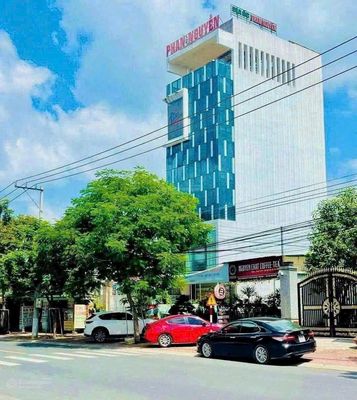Nhà 6 lầu mặt tiền Đồng Cây Viết, Phú Mỹ