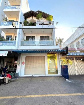 Cần cho thuê nhà Mặt Tiền Ngang 7m 246A Đồng Đen P.14 Q.Tân Bình.