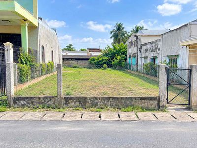 Chính chủ cần bán miếng đất gđ 10x43m kdc đông, chợ việt kiều củ chi