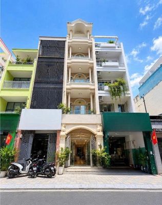 Cho thuê mặt tiền dt:4x20m đường nguyễn văn thủ, phường đakao, quận 1