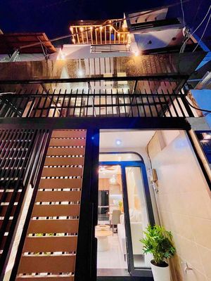 Siêu phẩm hxh hoàng hoa thám -bình thạnh - 3 tầng 3 pn - full nt