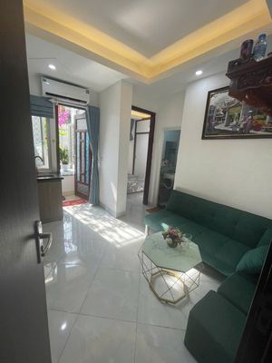 Bán căn hộ Đống Đa hơn 1 tỷ, có thang máy, full nội thất