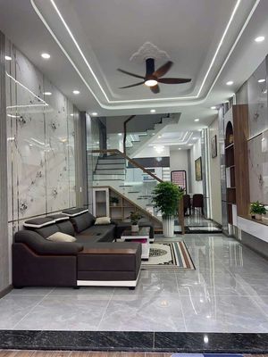 cho thuê nhà gần ttyte dĩ an Nhà mới phun nội thất
