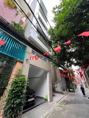 Nhà 7 tầng 2 mặt thoáng Ngô Gia Tự, Long Biên, 15 tỷ