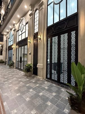 Bán nhà 70m2 7 tầng gần Hồ Gươm, 20 phòng, ô tô đậu cửa