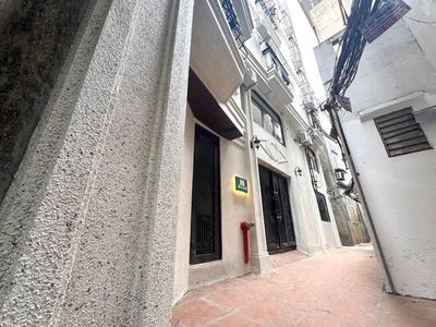 Bán tòa nhà dòng tiền Hoàng Mai, 14 căn hộ mini, 12m mặt tiền