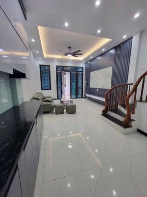 Bán nhà 5 tầng Đại Thanh, gần Linh Đàm
