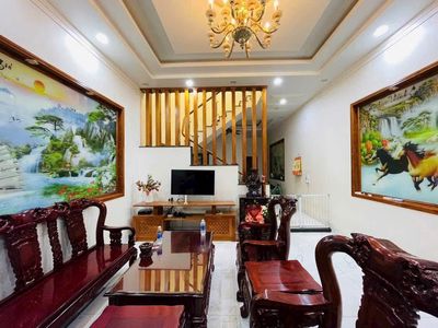 Nhà 1 trệt 1 lầu 5x20m Phú Hòa, Thủ Dầu Một, Bình Dương