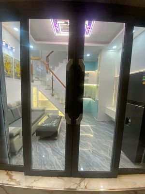 Bán nhà mới đẹp 3 tầng hẻm 793 trần xuân soạn q7