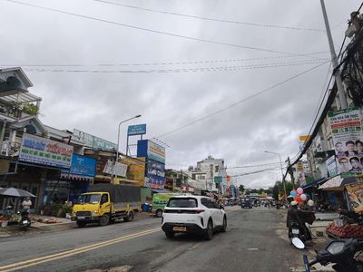 Cho thuê mbkd 150m2 chợ bình thành bình tân.
