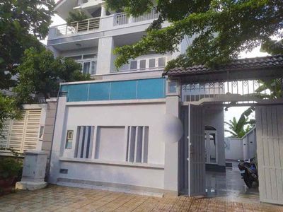 Cho thuê biệt thự khu khang điền, Phước Long B, Quận 9